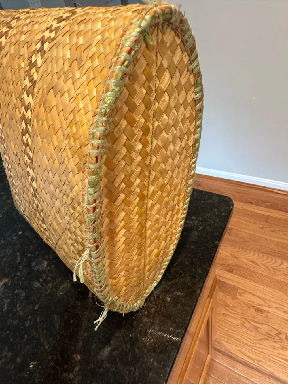 Purse Woven Straw Raffia Beach Bag Basket Tote MCM Colorful Floral Boho Vintage